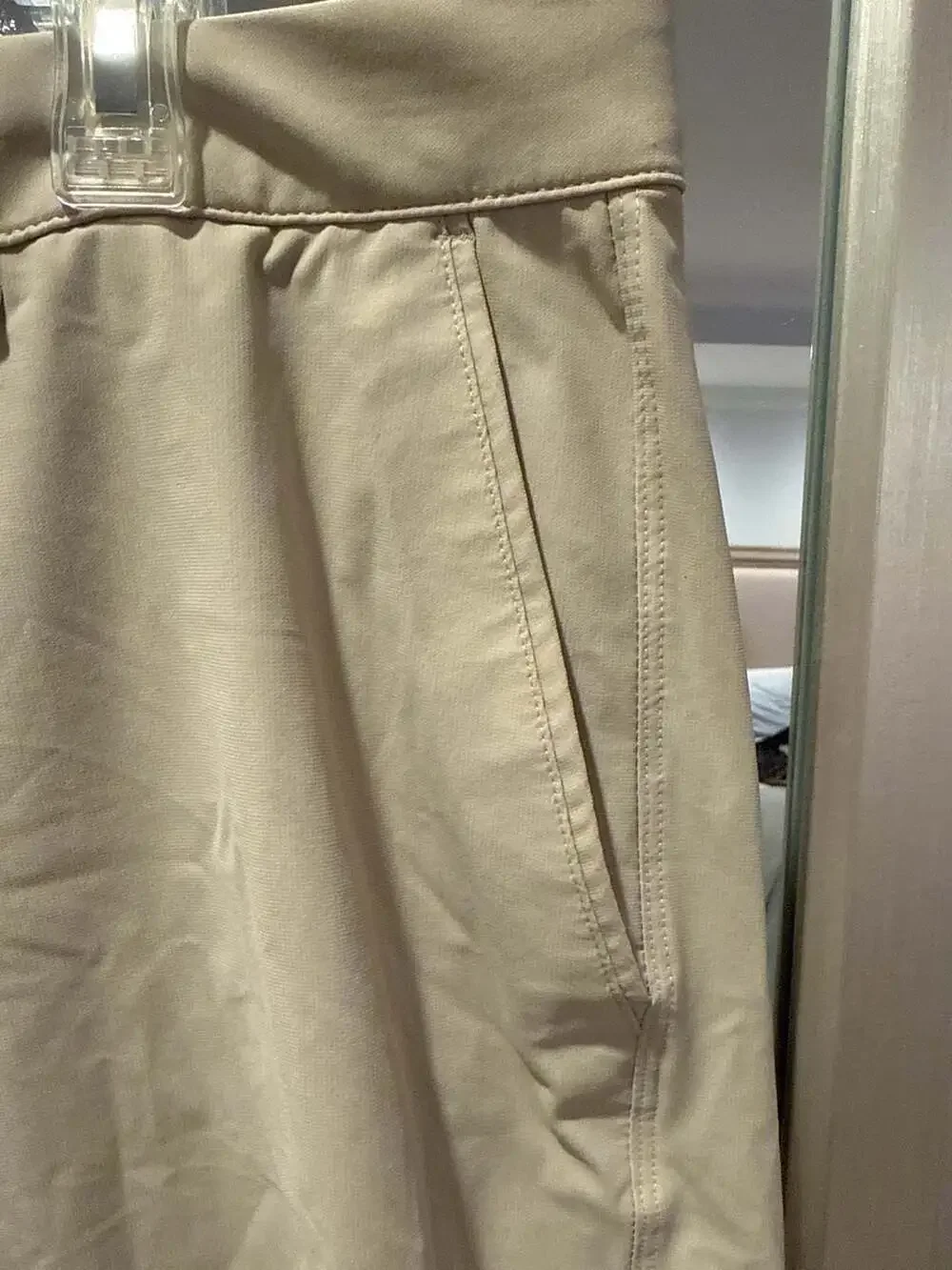 Greg Norman Performance Stretch Golf Shorts Size 38 Khaki